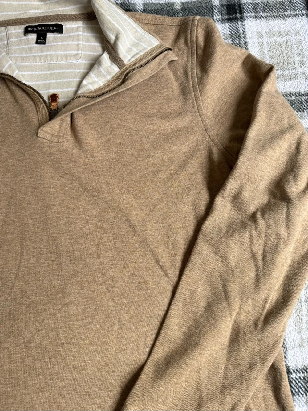 Banana Republic Mens 1/4 Zip Pullover Tan Khaki Mock Neck Cotton Sweater Size L